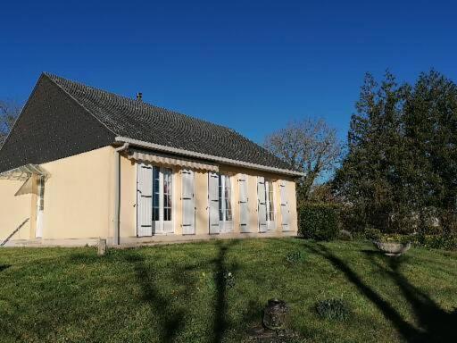Campagne Proche Bayeux Et Plages Du Debarquement. Crouay Экстерьер фото